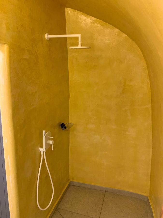 M Residence Santorini Conelia Cave Fira  Zewnętrze zdjęcie